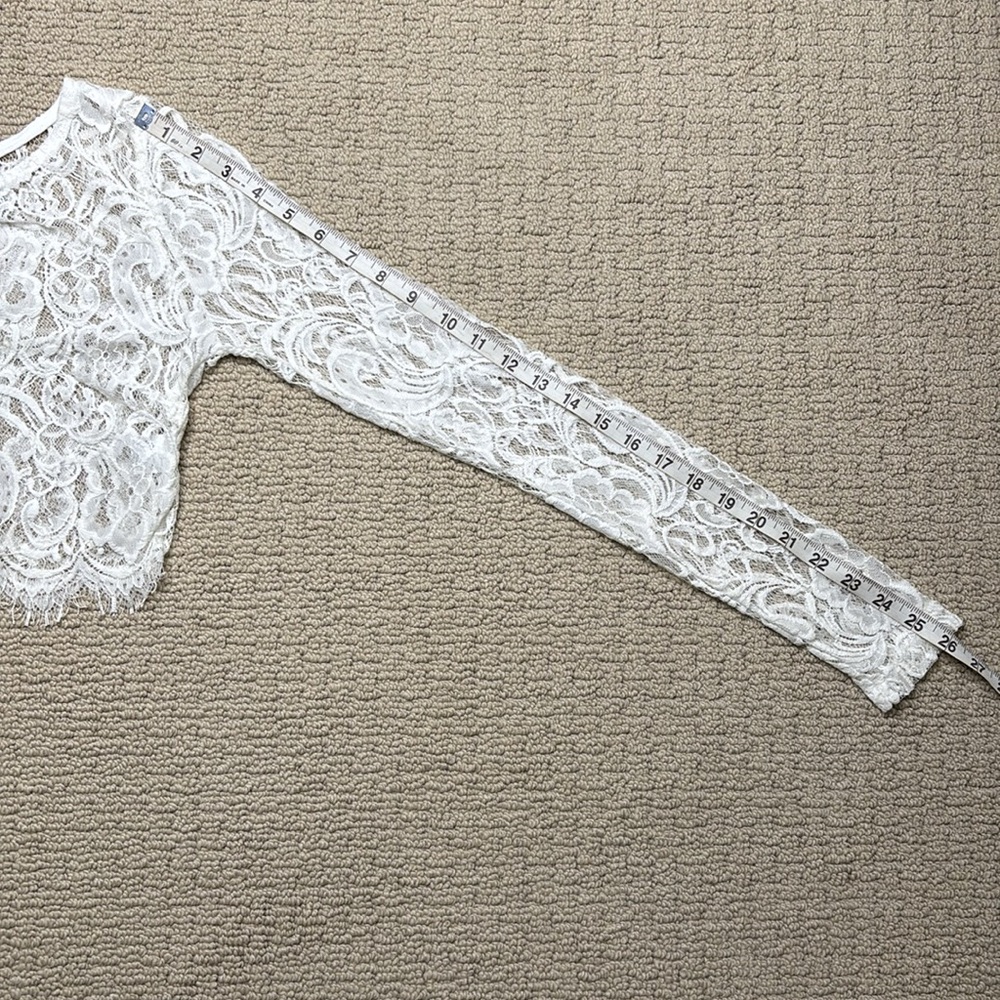 Windsor Floral Lace Crop Top - Picture 8 of 8
